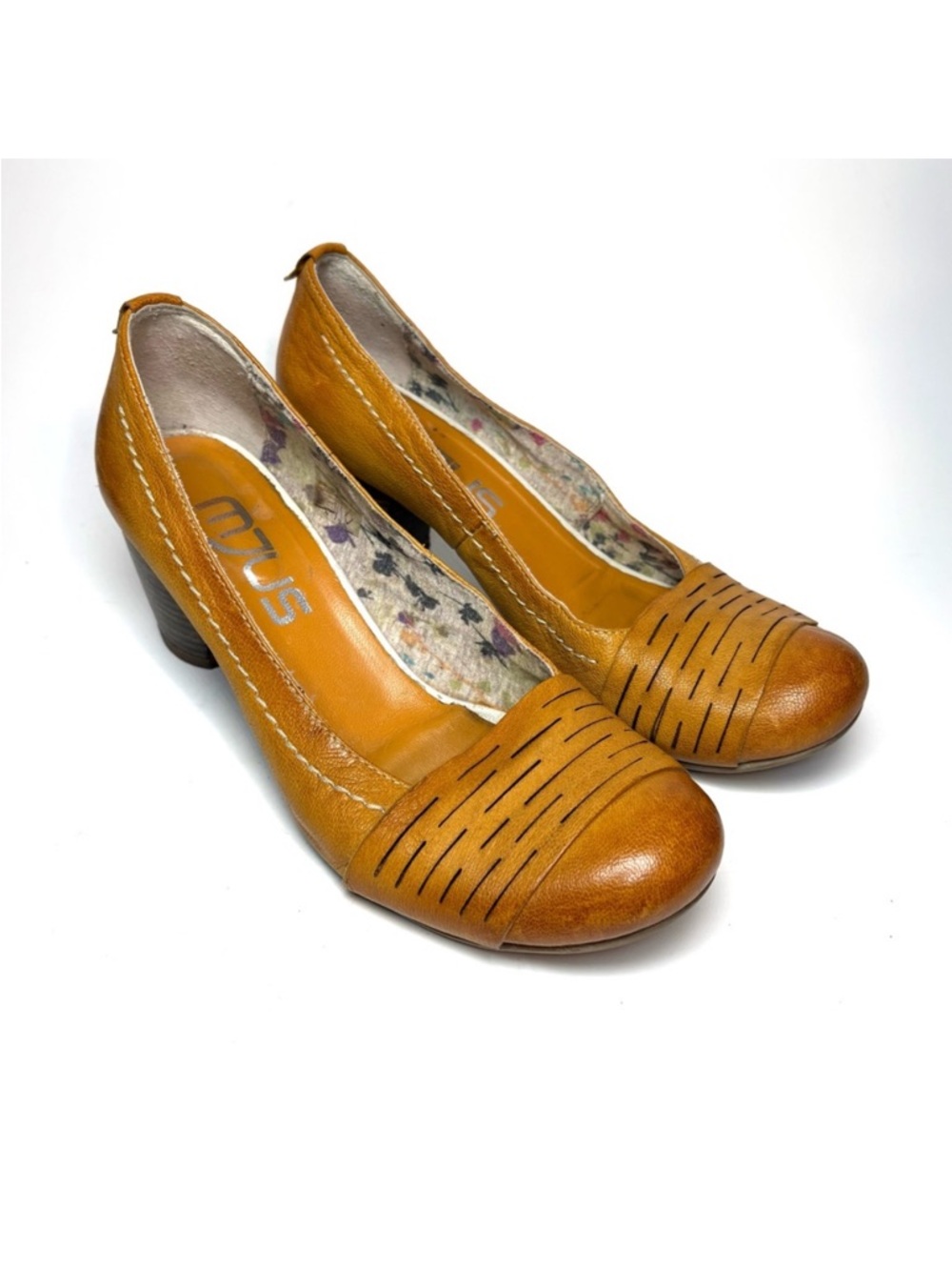 MJUS Cognac Leather Heels | 41